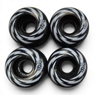 Antirockers - MESMER - 45mm 65d - Black - Set of 4