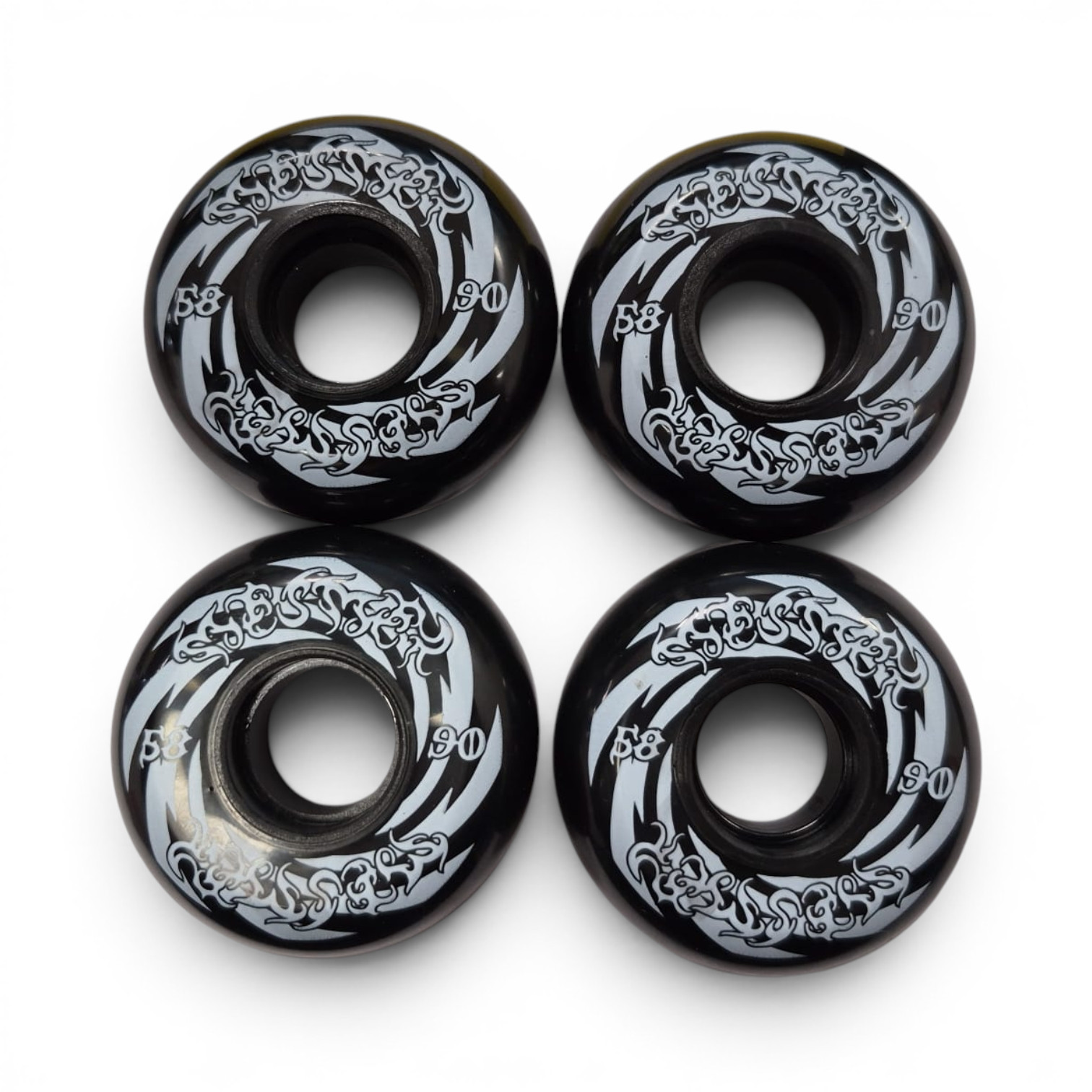 Roue Roller - MESMER Spiral - 58mm 90a - Noir - Jeu de 4